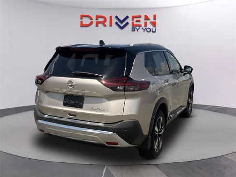 Used 2023 Nissan Rogue Platinum w/ Platinum Premium Package FWD image 4