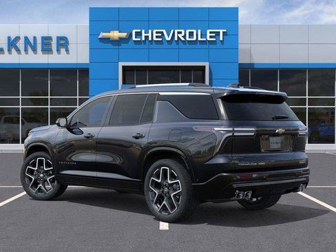New 2026 Chevrolet Traverse High Country image 3