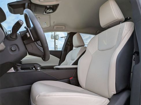 Used 2024 Lexus RX 350 FWD w/ Technology Package image 13