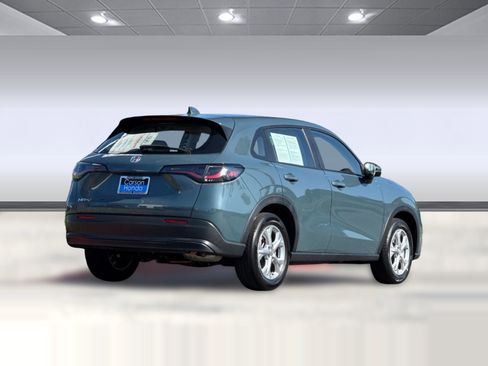 Certified 2024 Honda HR-V LX image 9