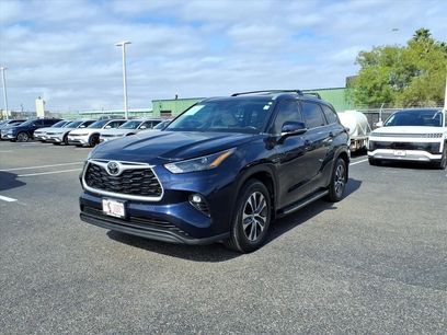 Used 2022 Toyota Highlander XLE