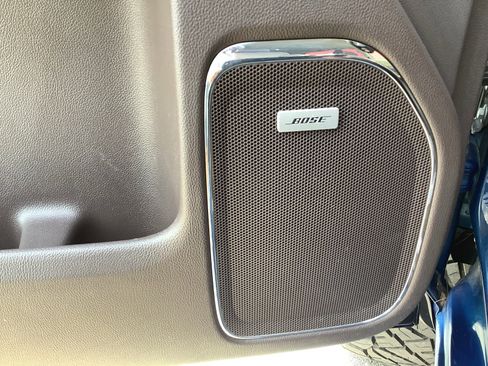 Used 2018 Chevrolet Silverado 2500 High Country w/ Duramax Plus Package image 16