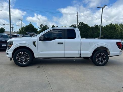 Used 2025 Ford F150 STX w/ Equipment Group 200A RWD image 5