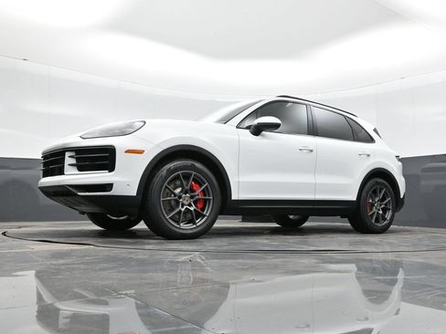 New 2026 Porsche Cayenne S AWD/4WD image 34