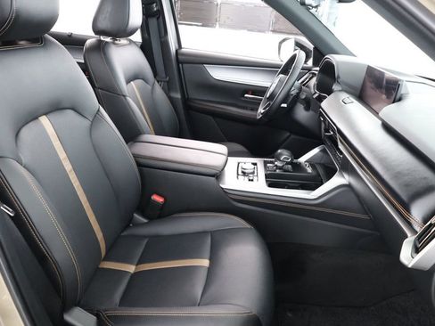 Used 2025 MAZDA CX-70 Plug-In Hybrid w/ Premium Plus image 24