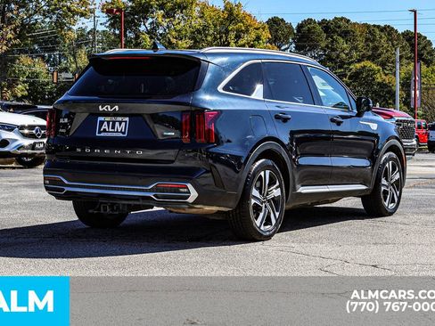 Used 2022 Kia Sorento SX w/ Panoramic Sunroof Package image 6