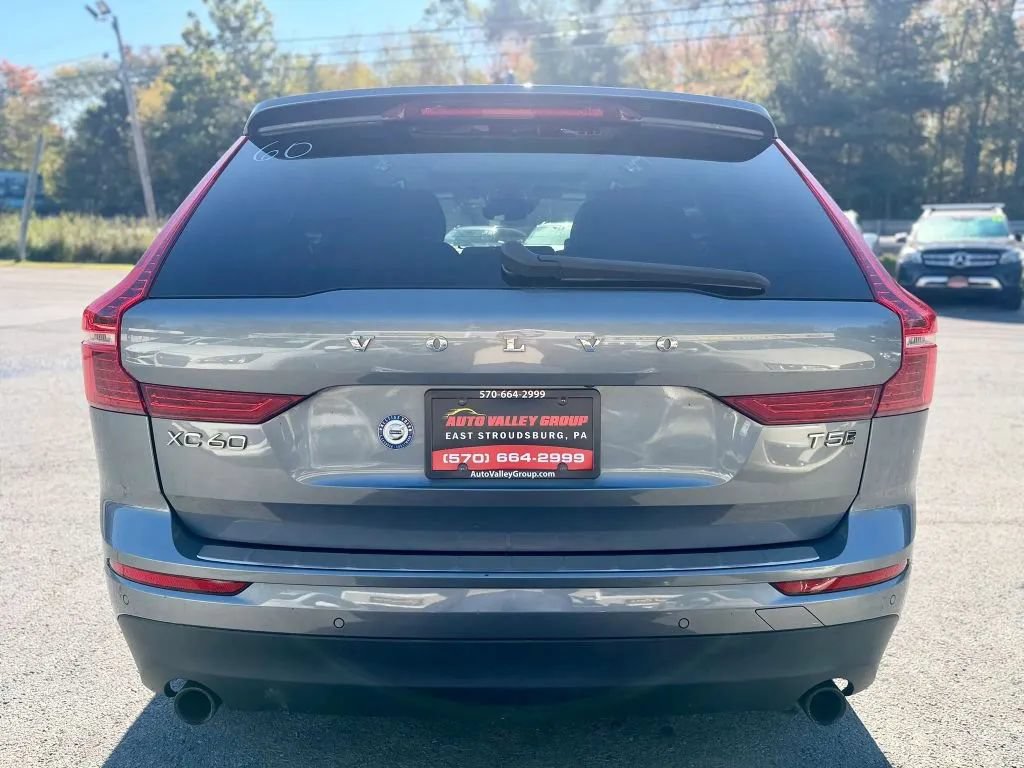 Used 2020 Volvo XC60 T5 Momentum w/ Protection Package Premier AWD/4WD image 7