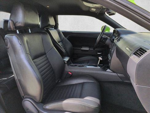 Used 2011 Dodge Challenger R/T image 19