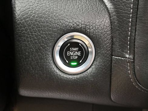 Used 2023 GMC Yukon Denali w/ Denali Reserve Package AWD/4WD image 13