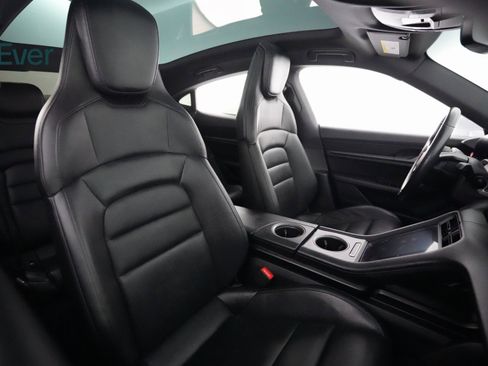 Used 2021 Porsche Taycan 4S w/ Premium Package image 8