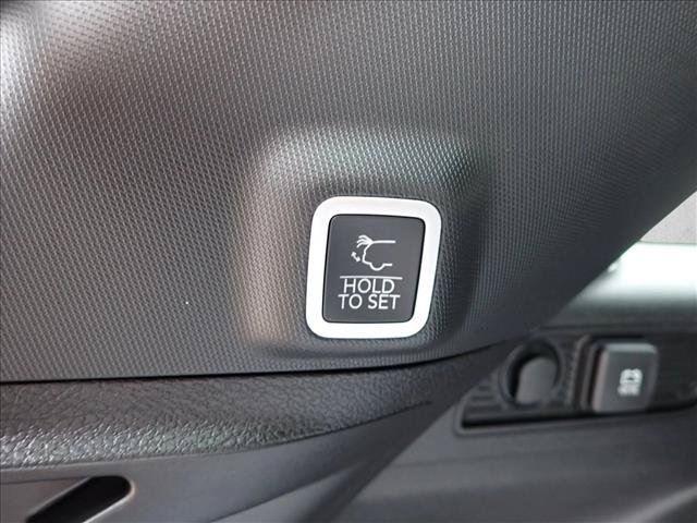 New 2027 Jeep Grand Cherokee Limited AWD/4WD image 9