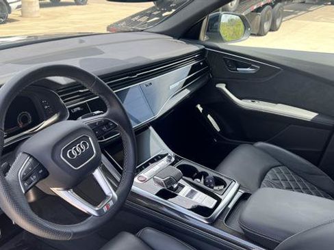 Used 2023 Audi SQ8 Prestige AWD/4WD image 2