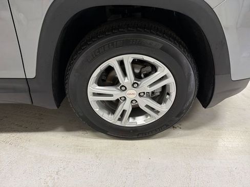 Used 2023 GMC Terrain SLE image 14