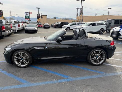 Used 2014 BMW Z4 sDrive35i w/ Technology Package RWD image 12