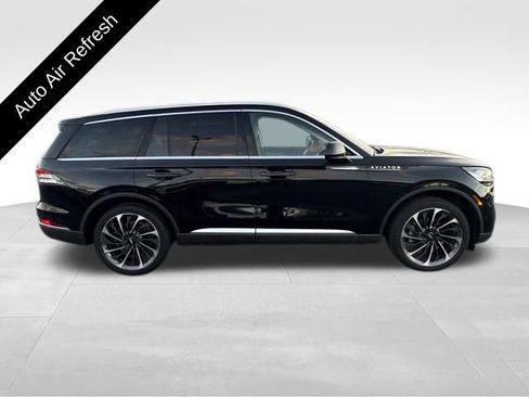 Certified 2023 Lincoln Aviator Reserve w/ Equipment Group 201A image 9