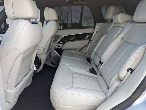 Certified 2023 Land Rover Range Rover SE AWD/4WD image 10