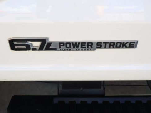 Used 2024 Ford F350 XLT AWD/4WD image 46