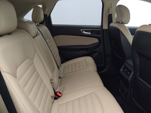 Used 2016 Ford Edge SEL w/ Equipment Group 201A FWD image 19