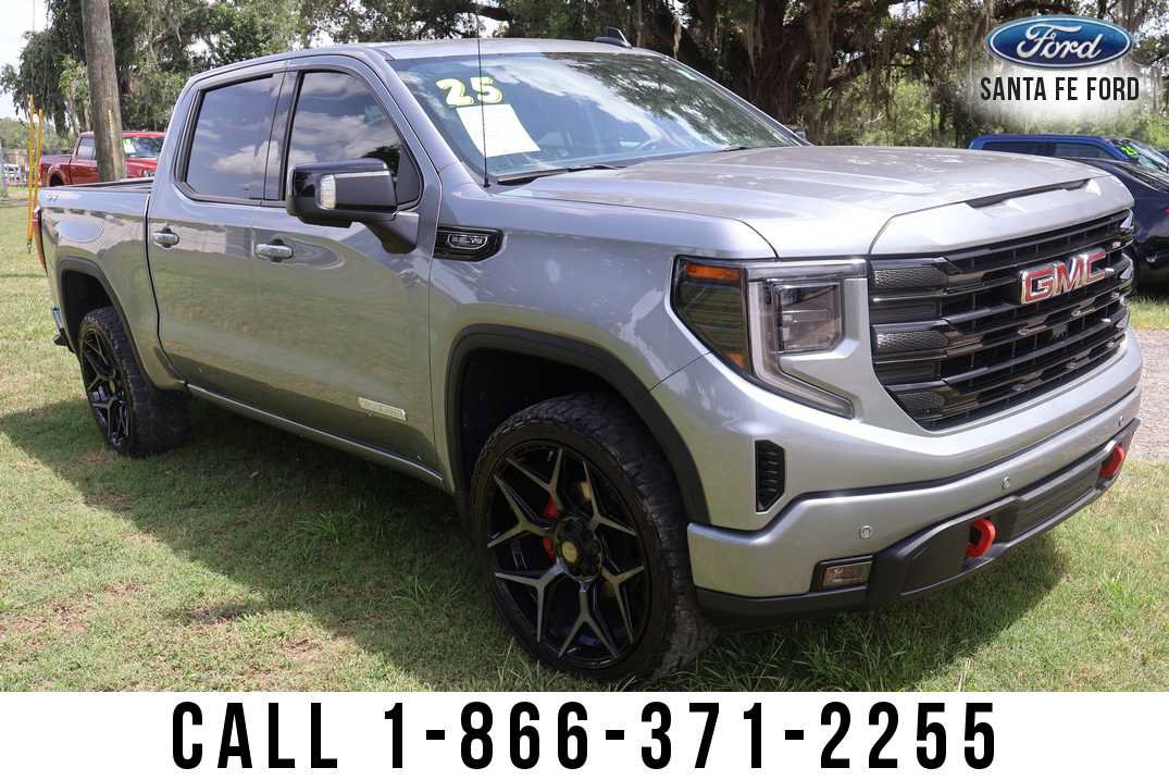 Used 2025 GMC Sierra 1500 Elevation w/ Preferred Package AWD/4WD image 5