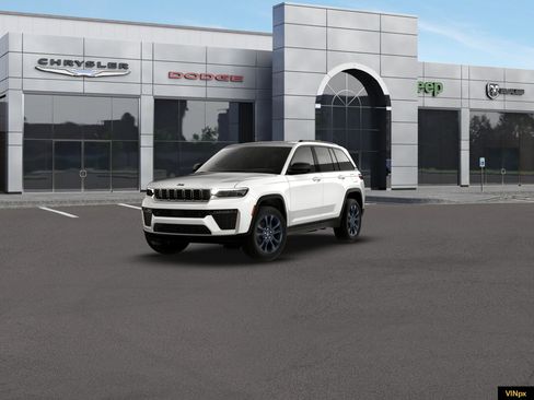 New 2026 Jeep Grand Cherokee Limited AWD/4WD image 1