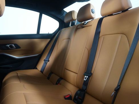 Certified 2025 BMW 330i Sedan RWD image 15