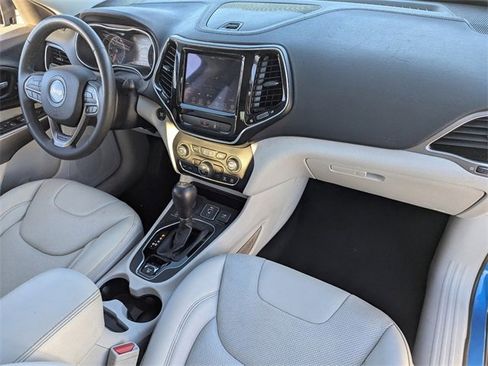 Used 2022 Jeep Cherokee Limited image 12