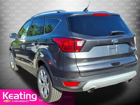 Used 2019 Ford Escape Titanium FWD image 2