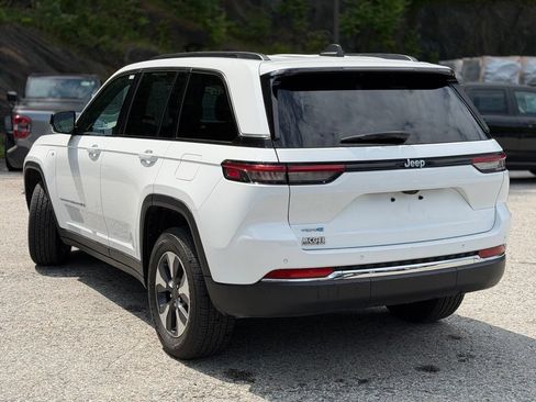Used 2024 Jeep Grand Cherokee Limited 4xe AWD/4WD image 3