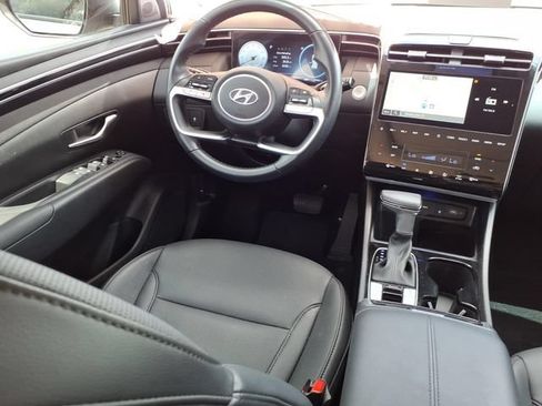 Certified 2024 Hyundai Tucson SEL w/ Convenience Package FWD image 4