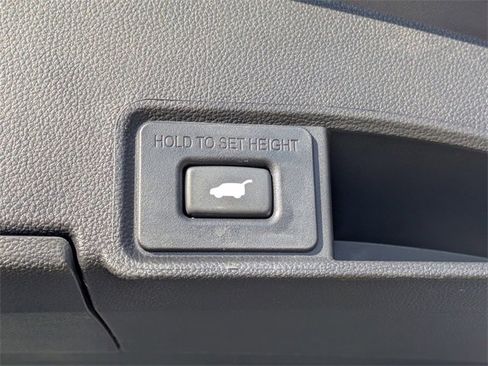 Certified 2025 Acura RDX w/ Technology Package image 11