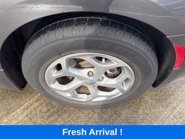 Used 2023 Chrysler Pacifica Limited FWD image 19