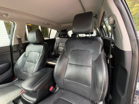 Used 2018 Kia Sportage SX FWD image 29