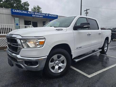 Used 2019 RAM 1500 Big Horn AWD/4WD image 3