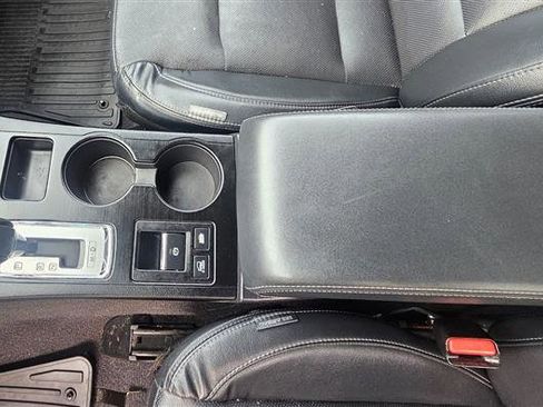 Used 2016 Subaru Outback 3.6R Limited image 20