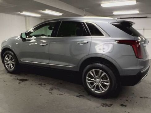 Certified 2021 Cadillac XT5 Premium Luxury FWD image 6