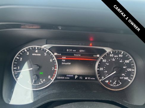 Used 2022 Nissan Pathfinder SV w/ SV Black Package FWD image 15