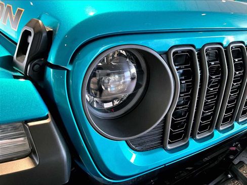 Used 2024 Jeep Wrangler Unlimited Rubicon 392 image 15