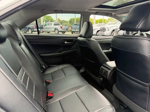 Used 2017 Toyota Camry XLE FWD image 15