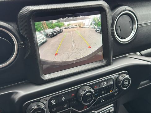 Certified 2023 Jeep Wrangler Unlimited Sahara w/ Cold Weather Group AWD/4WD image 33