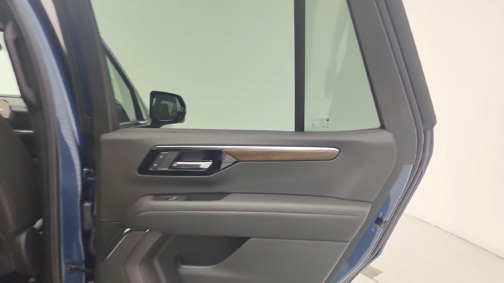 New 2026 Chevrolet Tahoe High Country w/ Sun And Tow Package RWD image 26