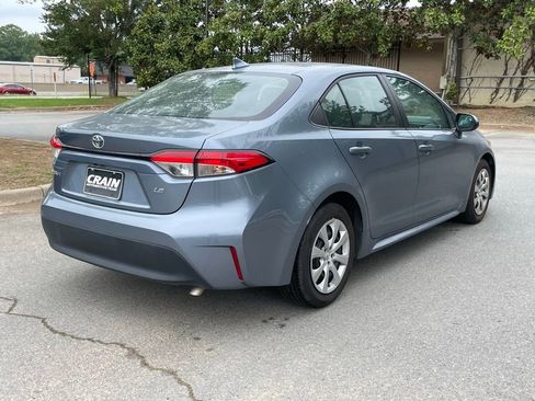 Used 2025 Toyota Corolla LE FWD image 7