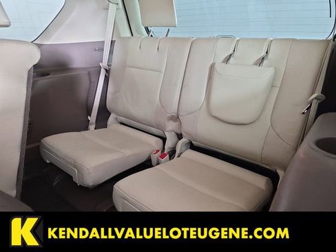 Used 2014 Lexus GX 460 w/ Premium Package AWD/4WD image 21