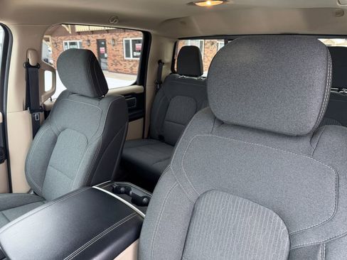 Used 2019 RAM 1500 Big Horn image 23