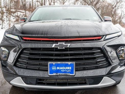 Used 2024 Chevrolet Blazer LT w/ Redline Edition AWD/4WD image 3
