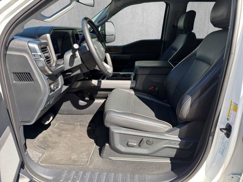 Used 2025 Ford F350 Lariat w/ Lariat Ultimate Package AWD/4WD image 10