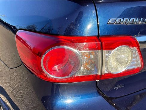 Used 2011 Toyota Corolla S image 27