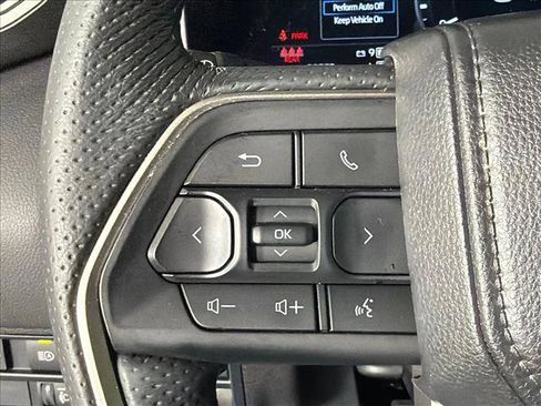 Used 2025 Toyota Tundra Limited AWD/4WD image 24
