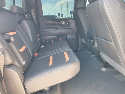 Certified 2025 GMC Sierra 1500 AT4 w/ AT4 Premium Package image 17