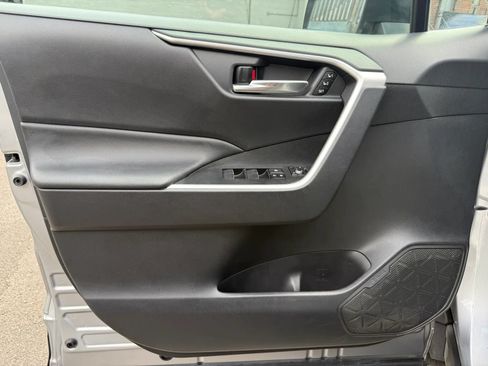 Used 2021 Toyota RAV4 XLE Premium AWD/4WD image 11