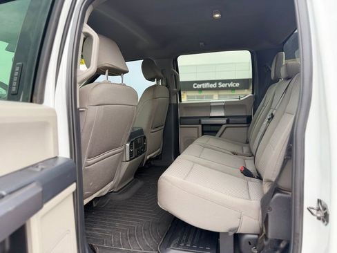 Used 2022 Ford F250 XLT w/ XLT Premium Package AWD/4WD image 9